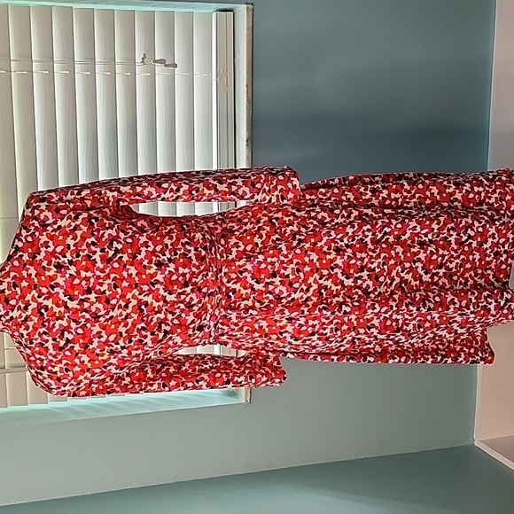 Classic DVF Wrap Dress - Picture 4 of 6